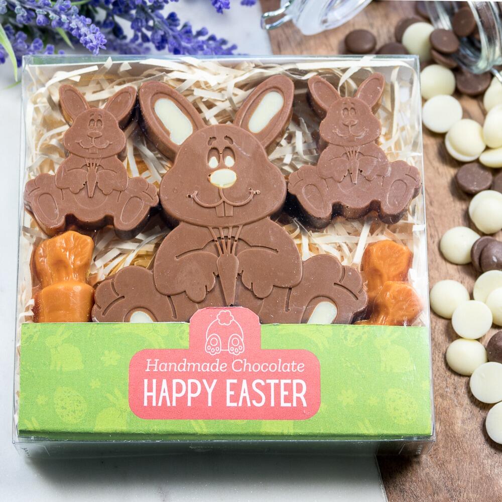 Easter Bunnies & Carrots